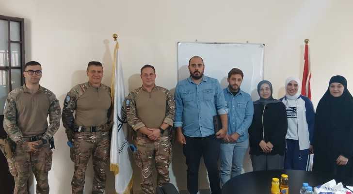 بلدية السلطانية تبحث مع الكتيبة الفرنسية سبل التعاون ودعم المشاريع الإنمائية