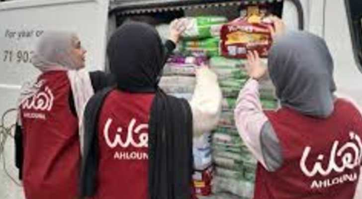 بلدية صيدا تتسلّم مساعدات من جمعية 
