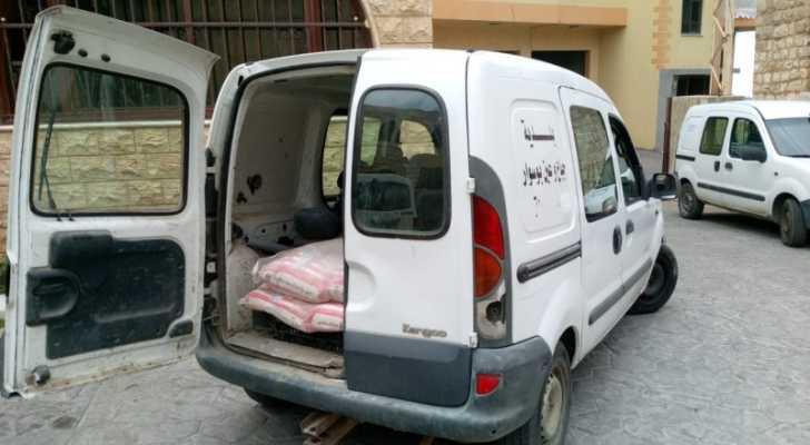 العمل البلدي في جبل عامل الثانية يوزع حصصاً غذائية على موظفي البلديات