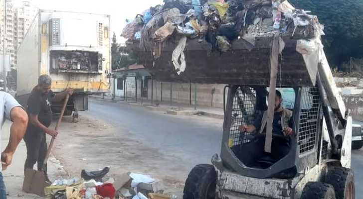 بلدية طرابلس تستكمل حملة النظافة وتنظيف مجاري تصريف مياه الأمطار