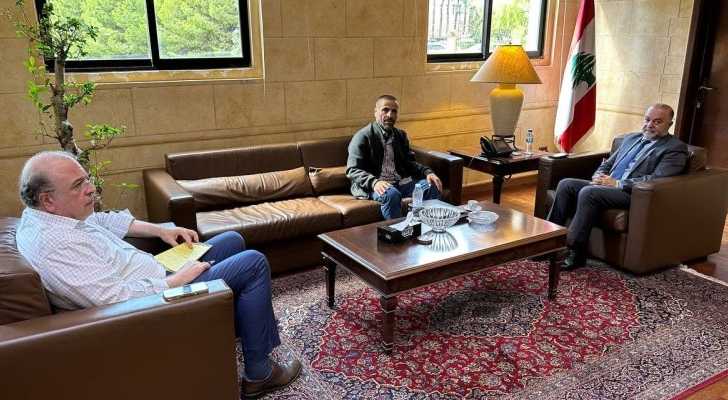 بلدية بيت حاويك تبحث مع مجلس الإنماء والإعمار مشاريع الطرق والصرف الصحي