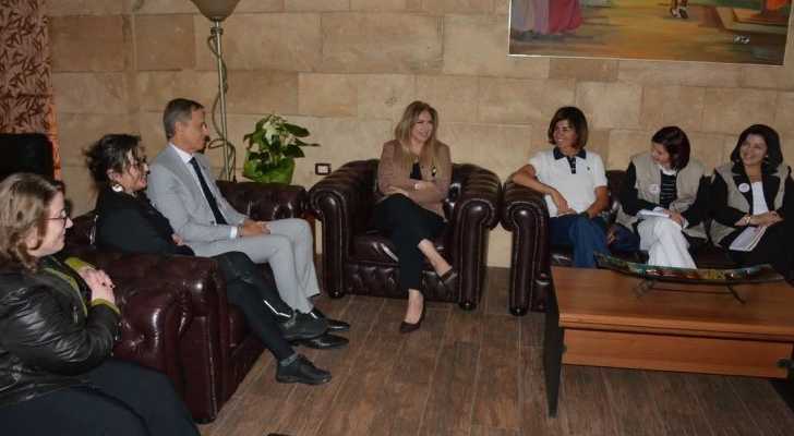 محافظ الشمال بالإنابة تبحث مع 