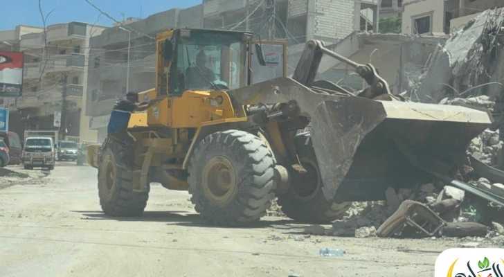 بلدية الشهابية تكثّف أعمالها الميدانية لإعادة ربط الأحياء وفتح الطرقات