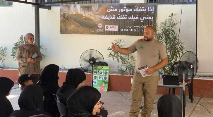 بلدية زبقين تنظم ندوة توعوية حول مخاطر الألغام ومخلّفات الحروب