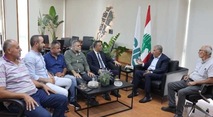 وفد من بلدية حانين يزور المدير العام لـ«الريجي» ويبحث سبل التعاون