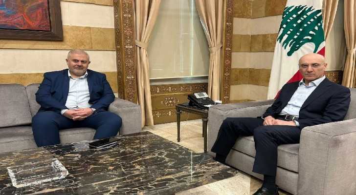 وزير الداخلية ومحافظ بيروت يبحثان تأمين مراكز إيواء إضافية للنازحين