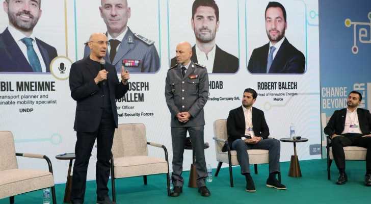 وزير الداخلية يزور معرض «EXPERIA EXPO» ويعرض خطط الوزارة لتعزيز السلامة المرورية