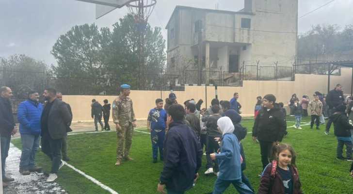ملعب المدرسة الرسمية في الطيبة جاهز… ومهرجان رياضي قريب بمشاركة الكتيبة الفرنسية