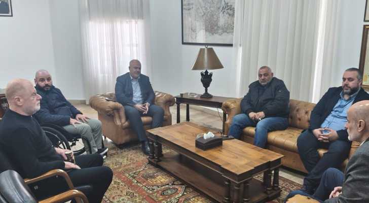 اجتماع مع محافظ بيروت: عرض واقع النزوح وتنسيق الاستجابة البلدية خدمةً للنازحين