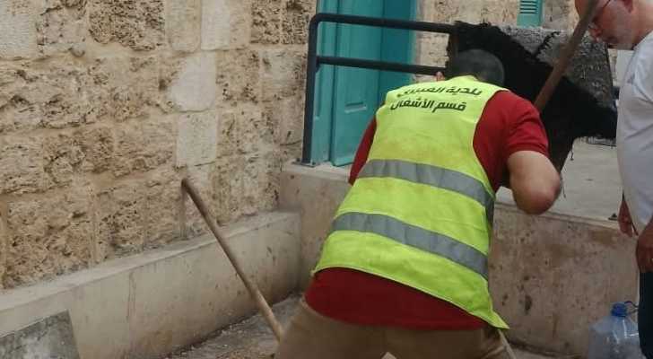 بلدية الغبيري تنفّذ أعمال صيانة لشبكات الصرف الصحي في ثانوية حوض الولاية خدمةً للنازحين