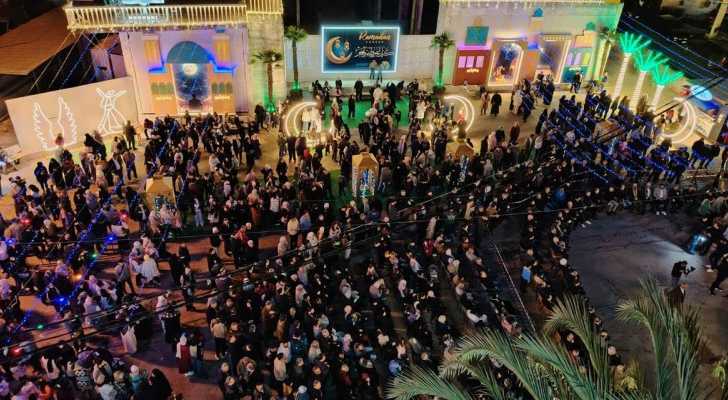 بلدية كفررمان تضيء الساحة بزينة شهر رمضان ضمن فعاليات