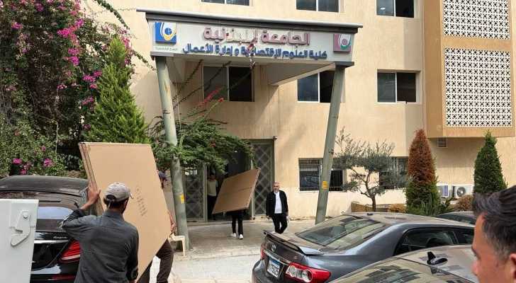 اتحاد بلديات الشقيف يؤمّن 20 لوحًا تعليميًا لكلية العلوم الاقتصادية في النبطية