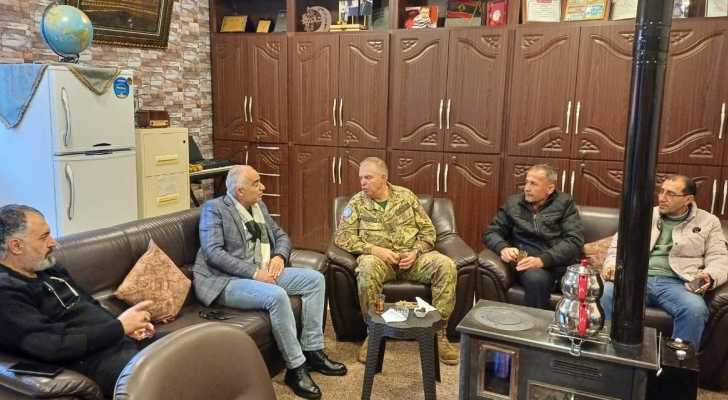بالتعاون مع بلدية شبعا.. اليونيفيل يقدم مساعدات إنسانية للمؤسسات التربوية والاجتماعية في البلدة