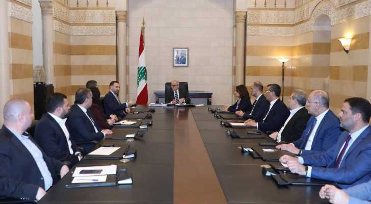 رئيس الحكومة يبحث مع وفد من الحزب التقدمي الاشتراكي ملف النازحين وأوضاع جبل لبنان
