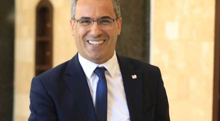 هاني: استمرار توزيع الشتول دعماً للمزارعين وتعزيزاً للأمن الغذائي رغم العدوان