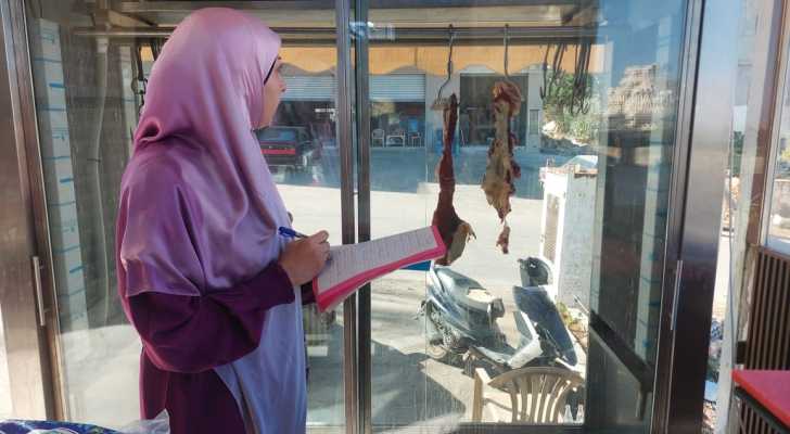 جولة لمراقبي سلامة الغذاء في بلدة تولين