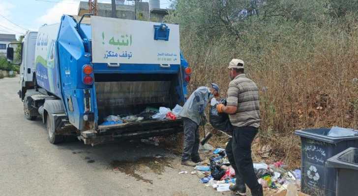 بلدية عبّا تواصل إزالة النفايات وتدعو إلى الالتزام بإرشادات النظافة العامة