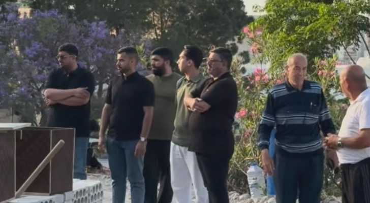 وفد عراقي يزور بلدية حارة صيدا ويتفقد مراكز إيواء النازحين