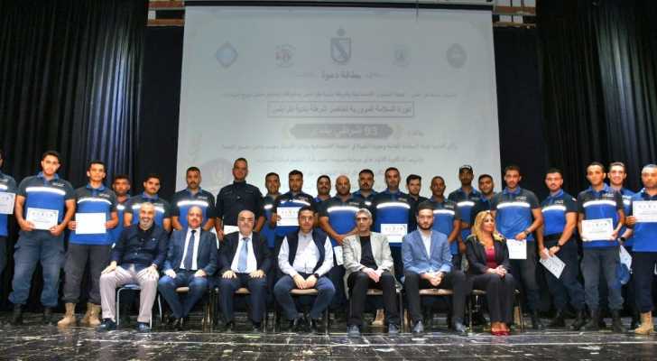 بلدية طرابلس توزّع شهادات دورة «السلامة المرورية» على 93 عنصرًا من شرطتها