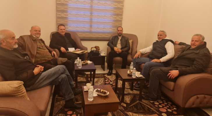 العمل البلدي في البقاع يرافق بلدية عين كفرزبد في زيارة للنائب ابو حمدان