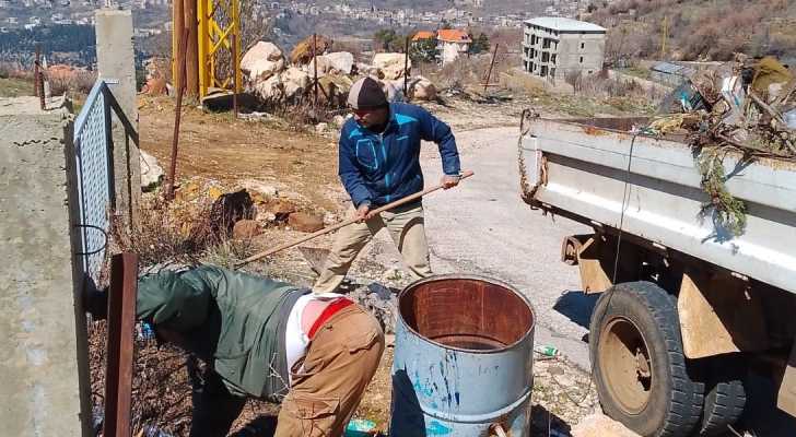 بلديّة حصرون تُطلق حملة تنظيف وتشدّد على الالتزام بشروط إدارة النفايات