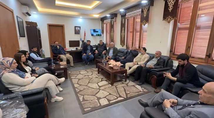 اجتماع في بلدية بعلبك لبحث أوضاع النازحين والمطالبة بدعم الصامدين