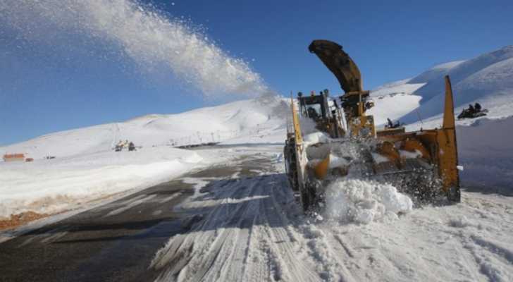 وزير الأشغال العامة: جهّزنا كل ما يلزم لإبقاء الطرقات الجبلية مفتوحة