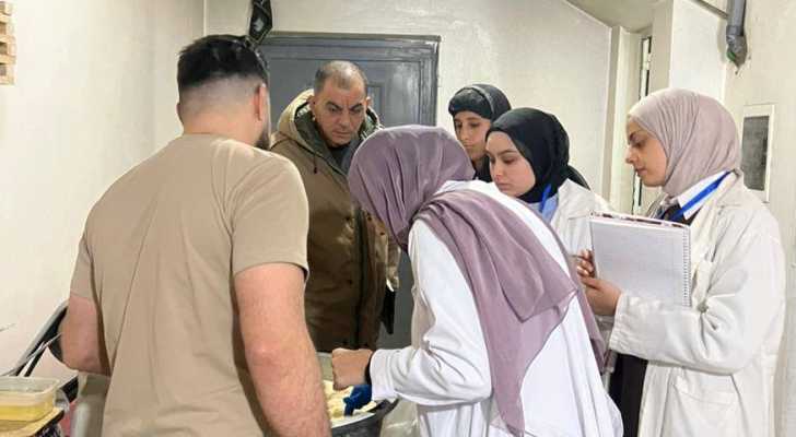 بلدية البيسارية تواصل جولاتها الصحية على المحال التجارية