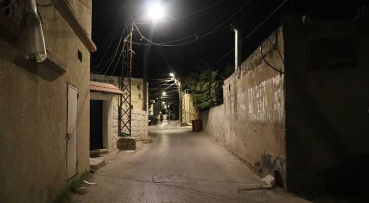 بلدية ديرقانون النهر تبدل لمبات انارة الشوارع بلمبات اقتصادية LED