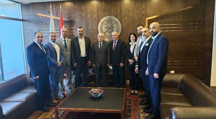 اتحاد بلديات الغرب الأعلى والشّحّار يبحث ووزير الدفاع دعم المشاريع الإنمائية