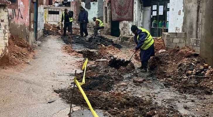 بلدية الغبيري تواصل أعمال تحسين البنية التحتية للصرف الصحي في حي عرسال - صبرا