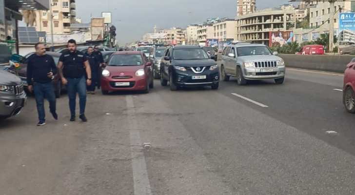 بلدية الشويفات توجّه إنذارات للحدّ من ركن السيارات العشوائي وتنظيم حركة السير