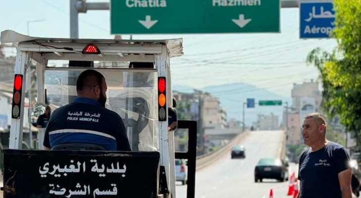 بلدية الغبيري تواكب أعمال تخطيط الطرقات لتسهيل حركة السير