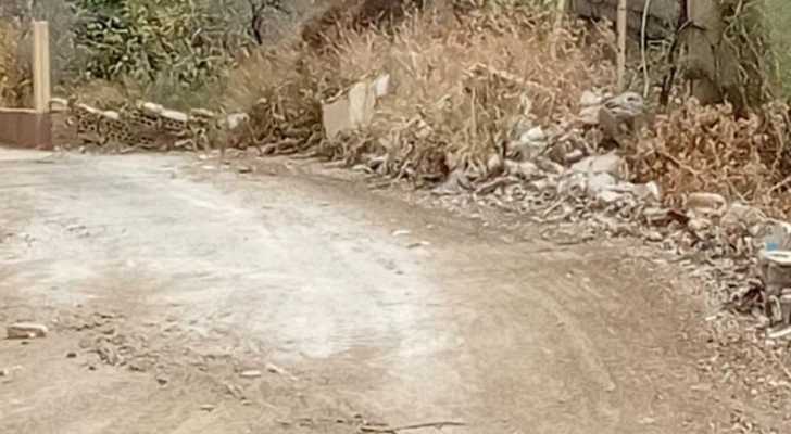 بلدية طيردبا تنفّذ حملة تنظيف في عدد من أحياء البلدة