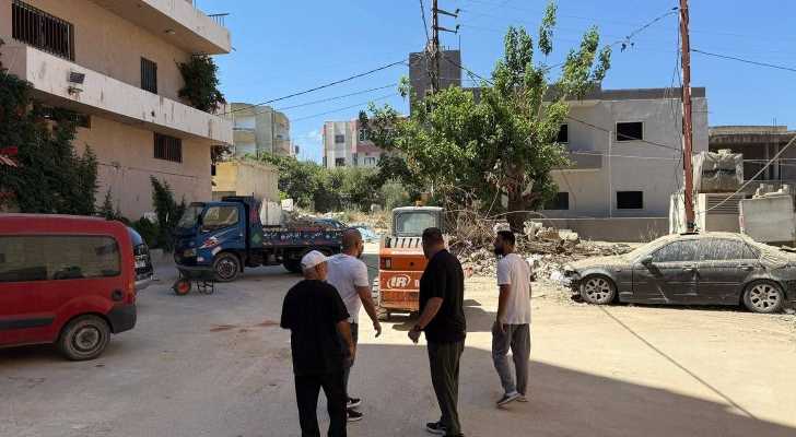 بلدية قانا تواصل أعمال تنظيف الأحياء ورفع الردميات