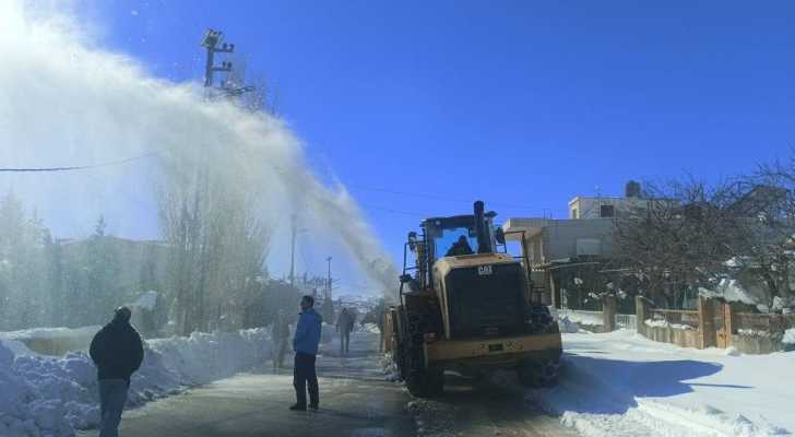 اتحاد بلديات منطقة دير الأحمر يشكر وزارة الأشغال على فتح الطرقات من الثلوج