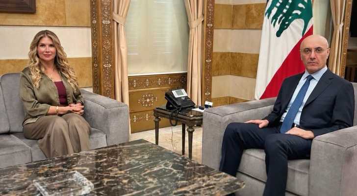 وزير الداخلية يتابع مع محافظ الشمال ملف مقالع الترابة وشروط تأهيلها