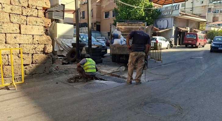 بلدية برج البراجنة تنفّذ أعمال صيانة لشبكات تصريف مياه الأمطار