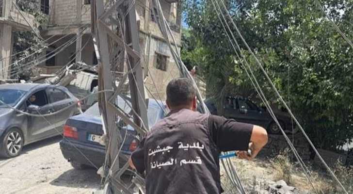 بلدية جبشيت تستكمل صيانة شبكتي الكهرباء والمياه لإعادة انتظام الخدمات