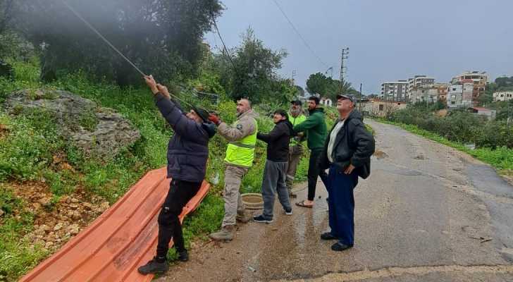 بلدية جبشيت: إنجاز صيانة شبكة الكهرباء في الأحياء المتضرّرة من الاعتداءات