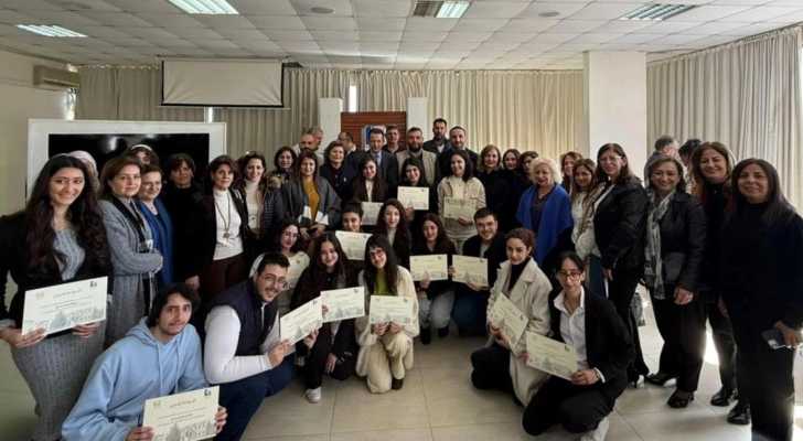 بلدية بعقلين تستضيف معرضًا فنيًا لطلاب