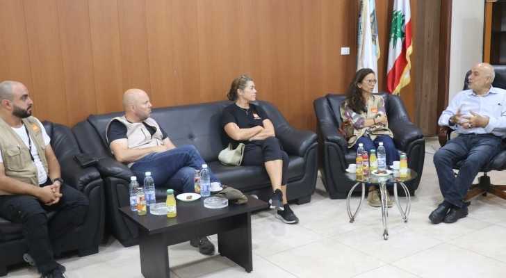 اتحاد بلديات قضاء صور يبحث مع المجلس النرويجي للاجئين دعم النازحين ومراكز الإيواء