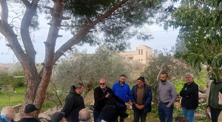ورشة زراعية متخصّصة حول تقليم أشجار الزيتون في بلدية دير سريان