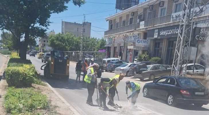 بلدية زحلة تواصل تأهيل الطرقات ضمن خطة الصيانة الدورية