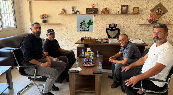 بلدية بافليه تبحث احتياجات المدرسة الرسمية في البلدة