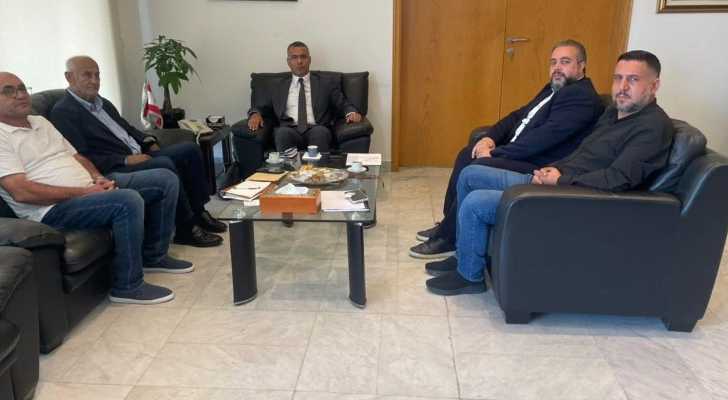 اتحادا بلديات بنت جبيل وجبل عامل يبحثان مع وزير الزراعة أوضاع القطاع الزراعي