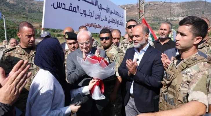 وزيرا الأشغال والدفاع يطلقان مشاريع لإعادة ربط بلدات الجنوب وتأهيل بنيتها التحتية