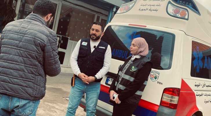 اتحاد بلديات الجومة يوزّع حصص غذائية في مراكز الإيواء بالتعاون مع جمعيات