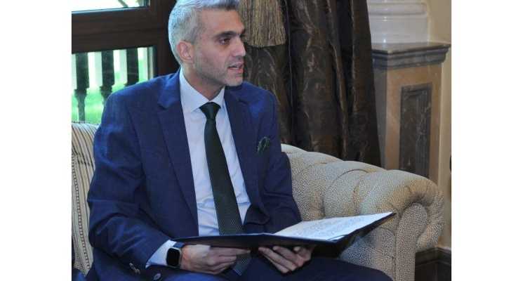 رئيس بلدية طرابلس أجرى اتصالات لتأمين استمرار أعمال جمع ونقل النفايات في المدينة: لافاجيت تستأنف عملها في الشوارع