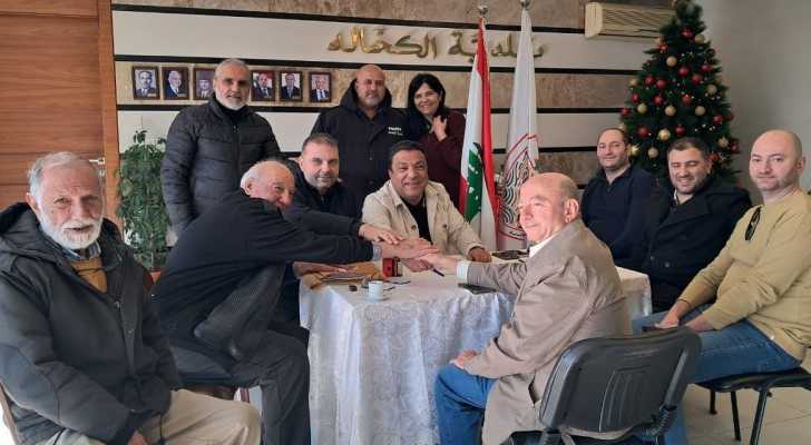 بلدية الكحالة توقع اتفاقية شق وإنجاز طريق يربط البلدة بطريق بسوس